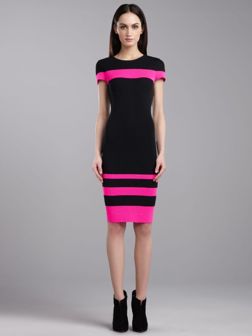 St. John Black and Pink Color Block Knit Cap Sleeve Sheath Dress sz 2